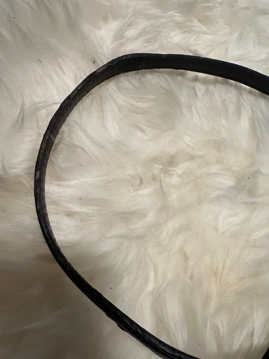 Kate Spade genuine leather black bag( shown in the picture) - Picture 6 of 7